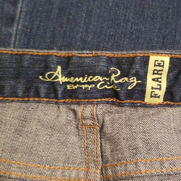American Rag Woman's Jeans - Picture 3 of 4